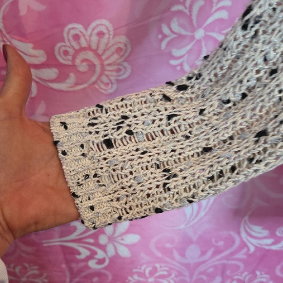 New York & Company White Textured Knit Top - Picture 4 of 5